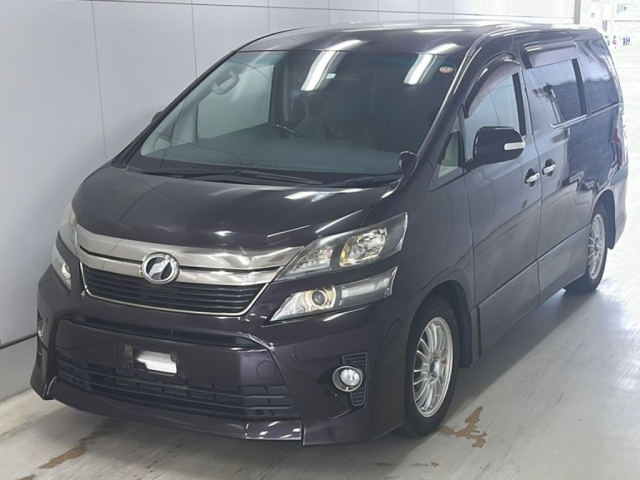 TOYOTA VELLFIRE — фото