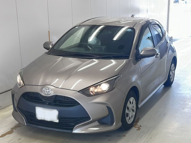 TOYOTA YARIS — фото