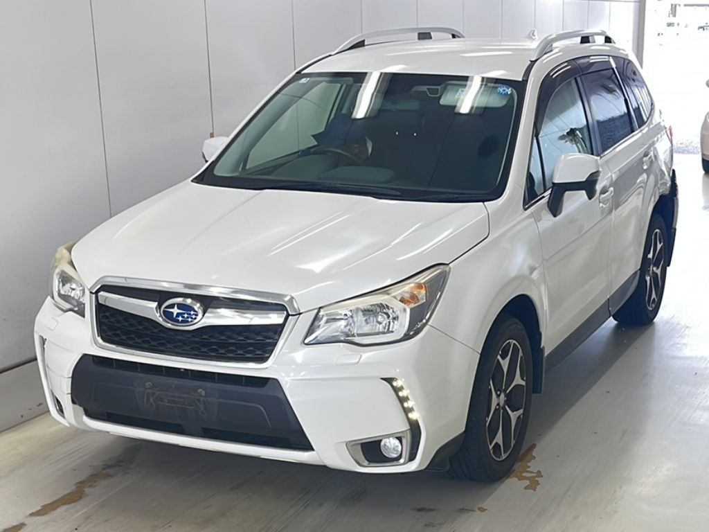 SUBARU FORESTER — фото