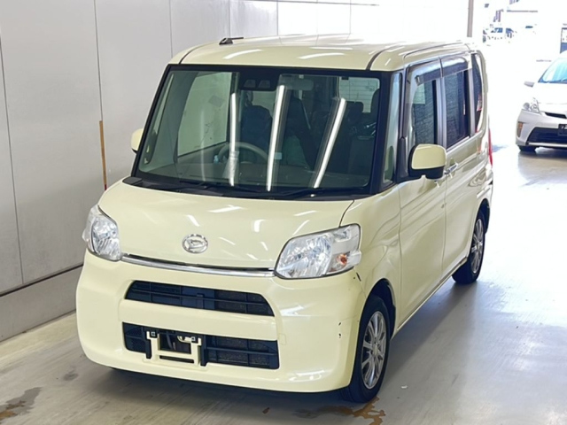 DAIHATSU TANTO — фото