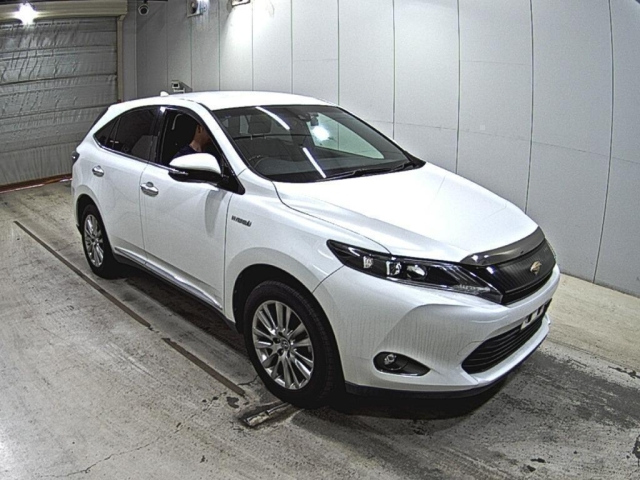 TOYOTA HARRIER — фото