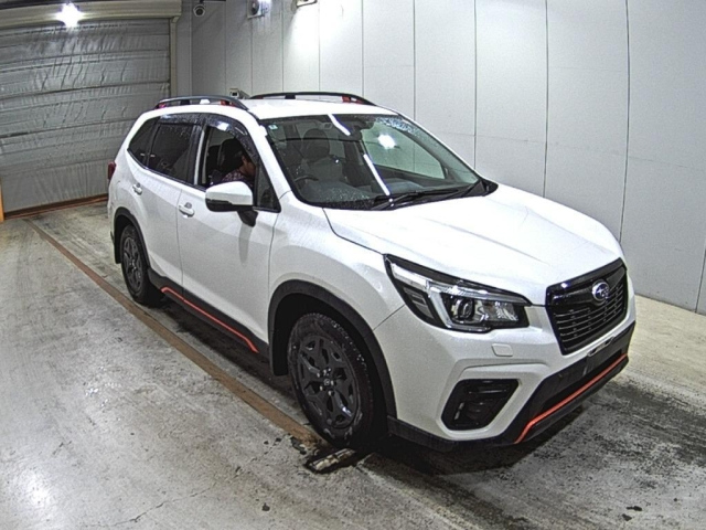 SUBARU FORESTER — фото
