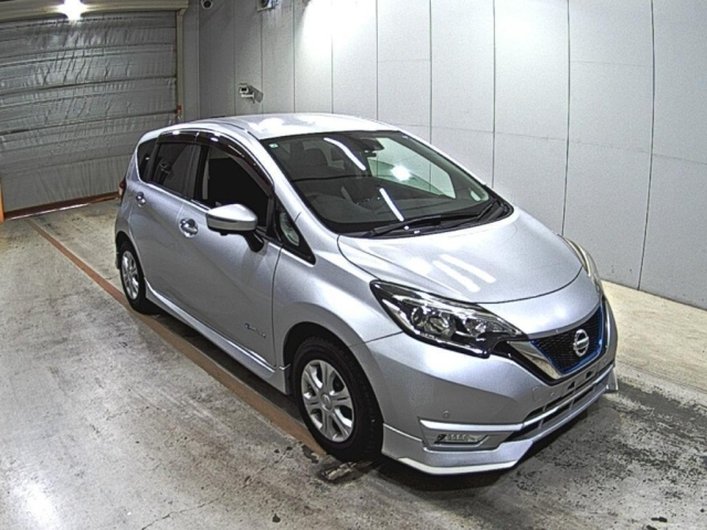 NISSAN NOTE — фото