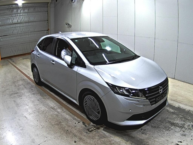 NISSAN NOTE — фото