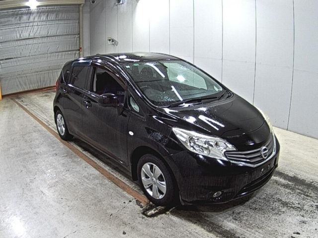 NISSAN NOTE — фото