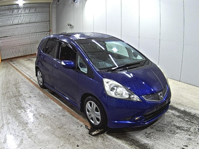 HONDA FIT — фото