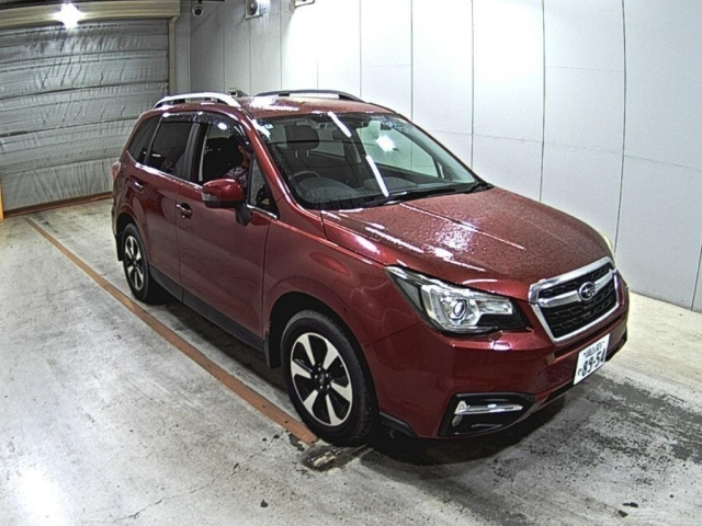 SUBARU FORESTER — фото