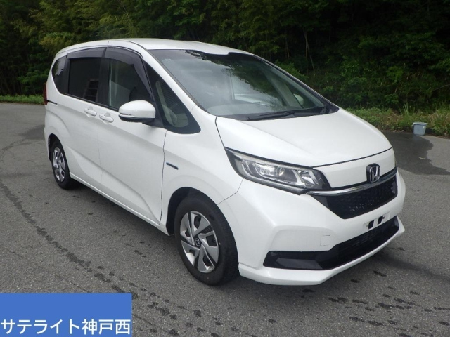 HONDA FREED — фото