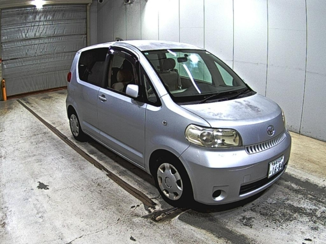 TOYOTA PORTE — фото
