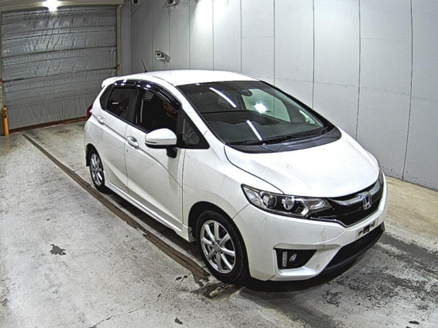HONDA FIT — фото