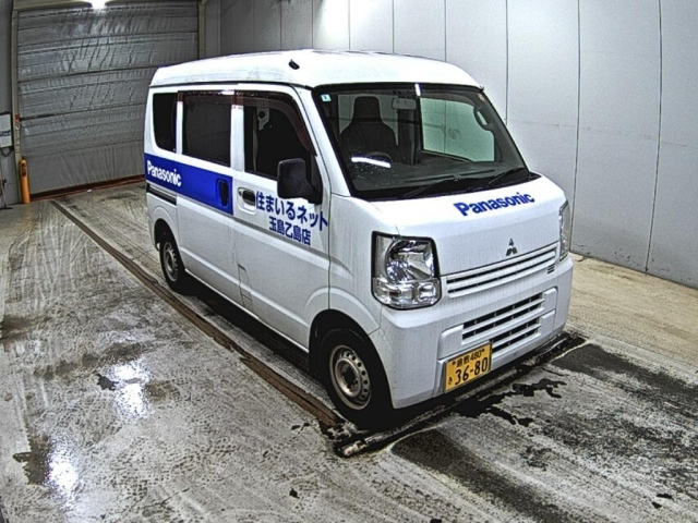 MITSUBISHI MINICAB — фото