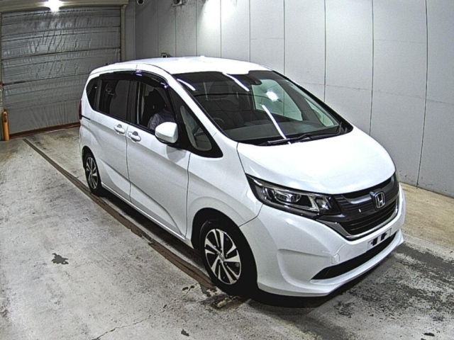 HONDA FREED — фото