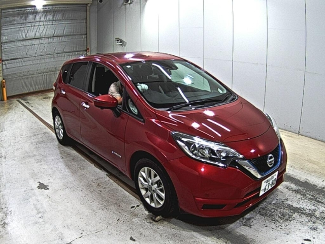 NISSAN NOTE — фото