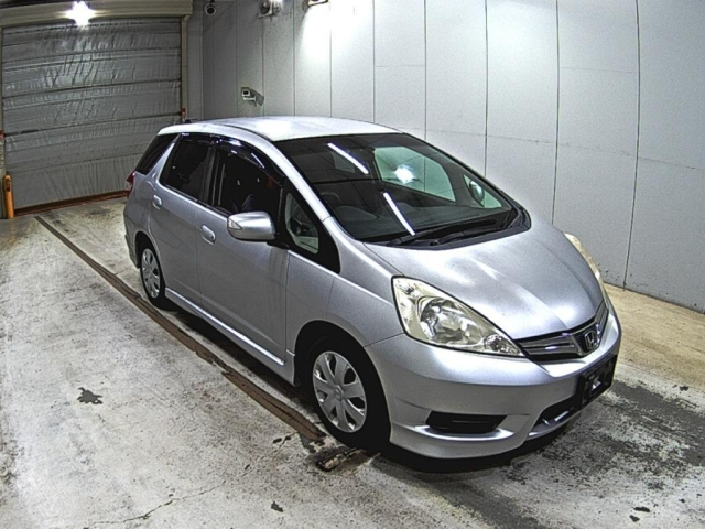 HONDA FIT — фото