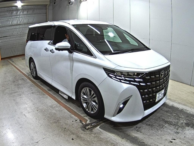 TOYOTA ALPHARD — фото