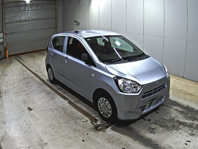 DAIHATSU MIRA — фото