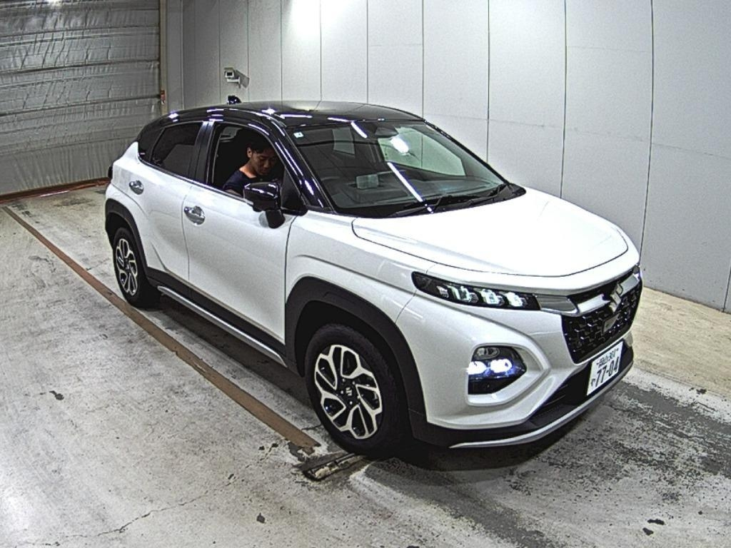SUZUKI FRONX — фото
