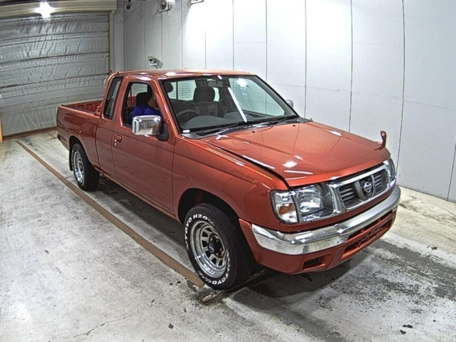 NISSAN DATSUN — фото