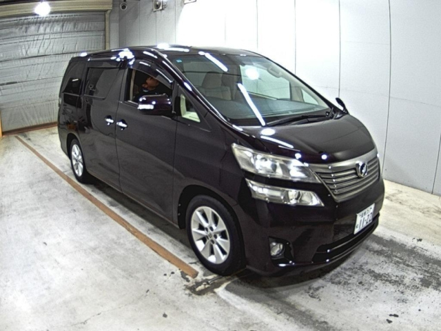 TOYOTA VELLFIRE