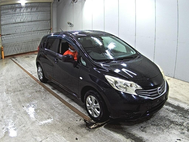 NISSAN NOTE — фото