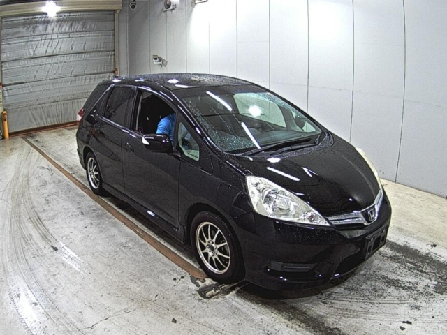 HONDA FIT — фото