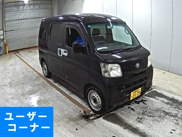 TOYOTA PIXIS VAN