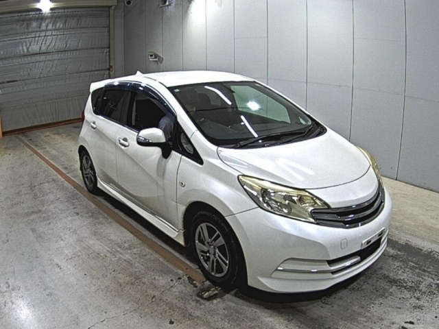 NISSAN NOTE — фото