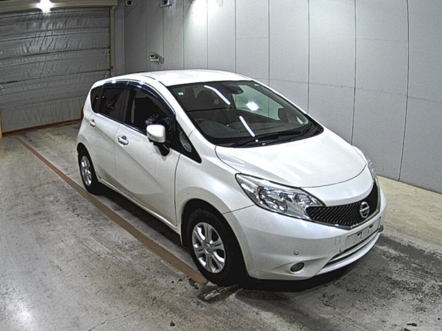 NISSAN NOTE — фото
