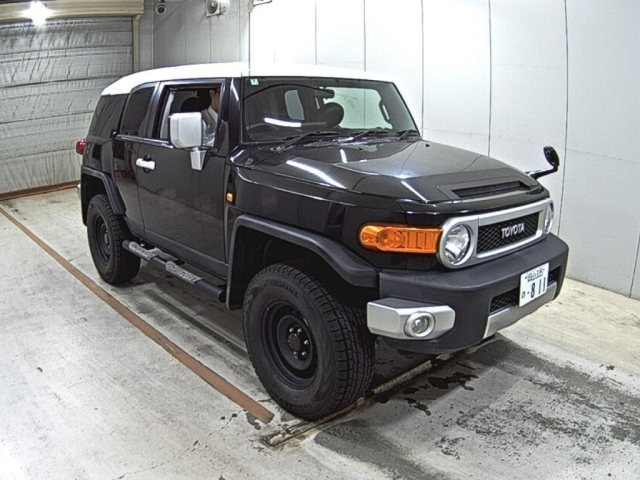 TOYOTA FJ — фото