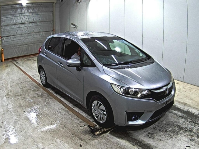 HONDA FIT — фото