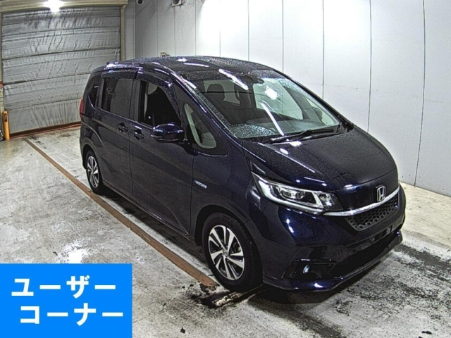 HONDA FREED — фото