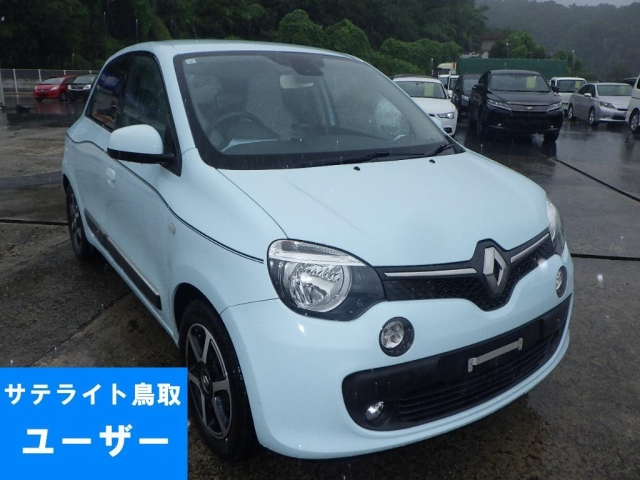 RENAULT TWINGO — фото