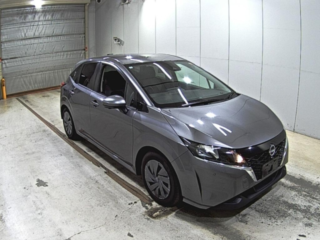 NISSAN NOTE — фото