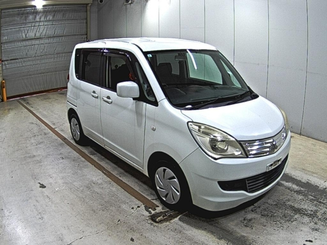 MITSUBISHI DELICA — фото