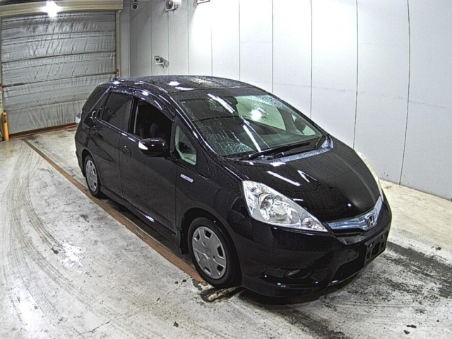 HONDA FIT SHUTTLE