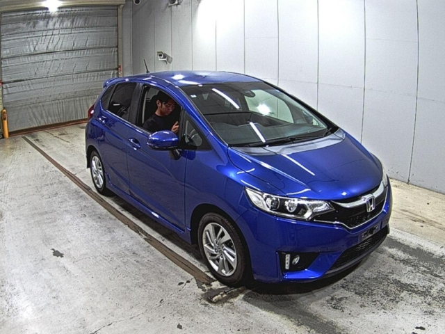 HONDA FIT — фото