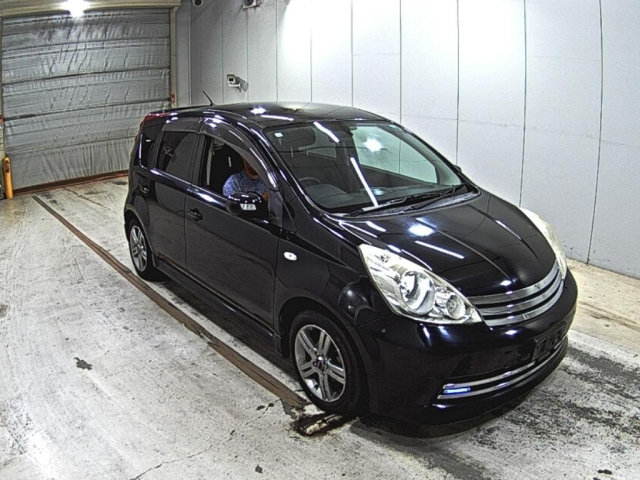 NISSAN NOTE — фото