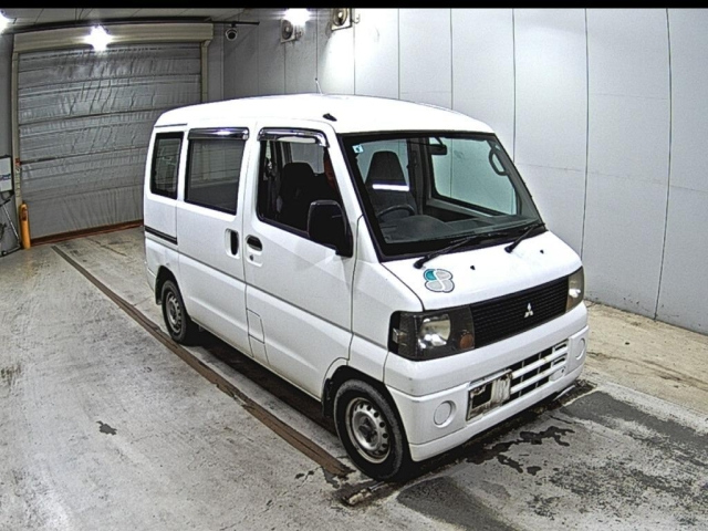MITSUBISHI MINICAB — фото