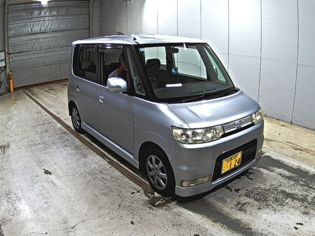DAIHATSU TANTO — фото