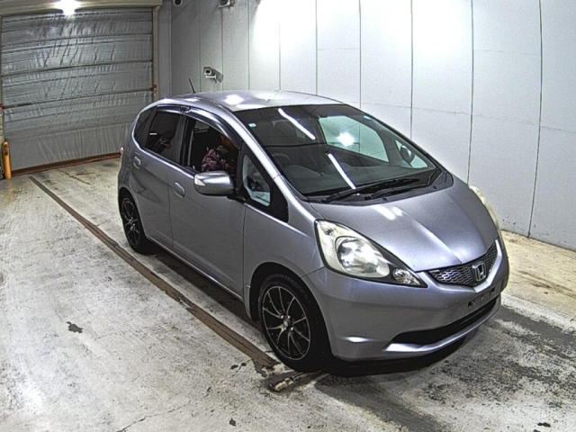 HONDA FIT — фото