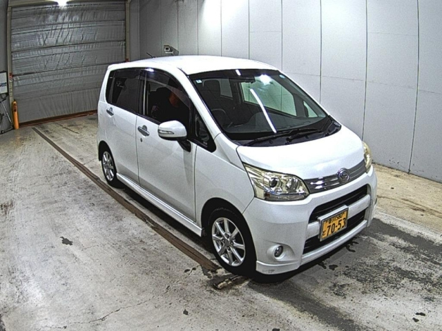 DAIHATSU MOVE — фото