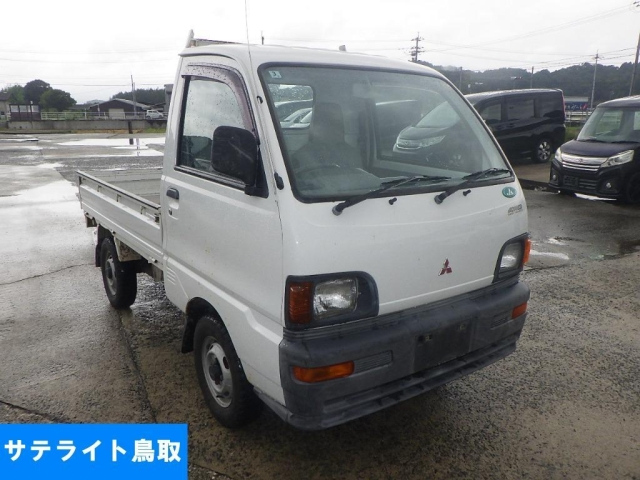 MITSUBISHI MINICAB — фото