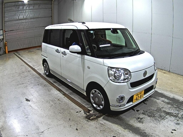 DAIHATSU MOVE — фото