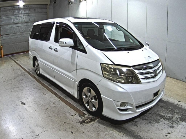TOYOTA ALPHARD — фото