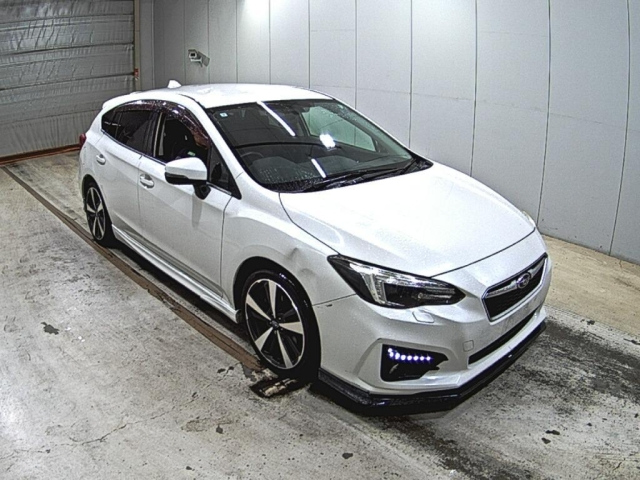 SUBARU IMPREZA — фото