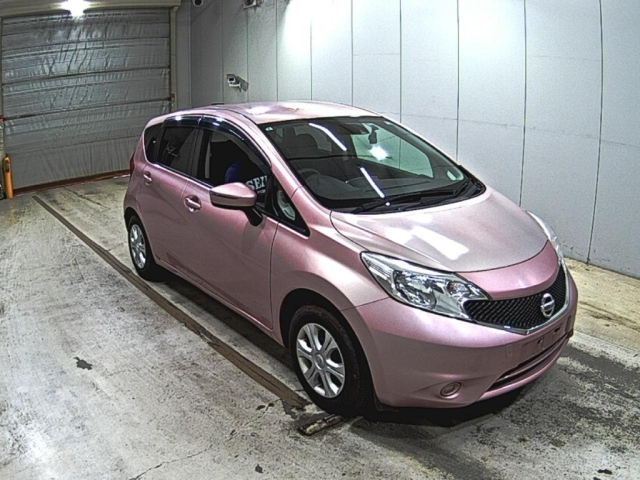 NISSAN NOTE — фото
