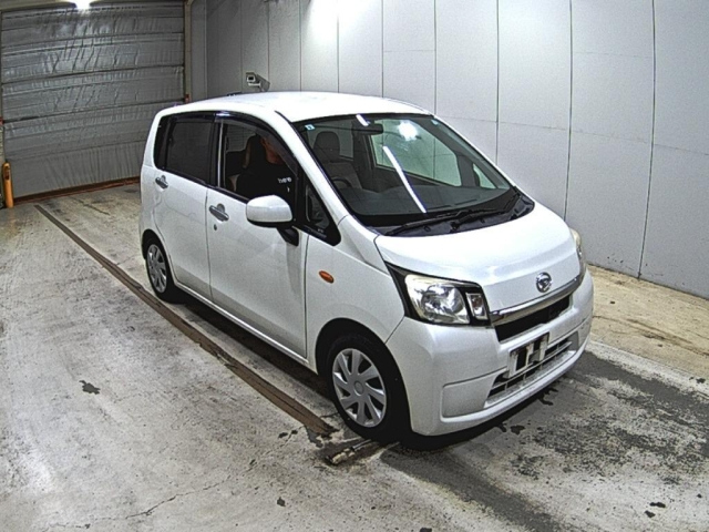 DAIHATSU MOVE — фото