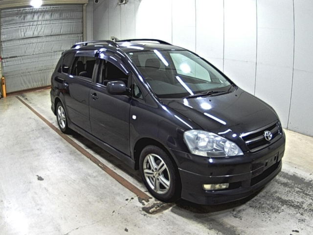 TOYOTA IPSUM — фото
