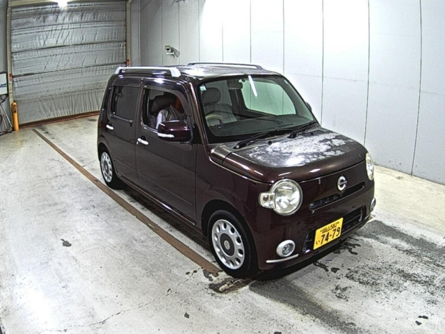 DAIHATSU MIRA — фото