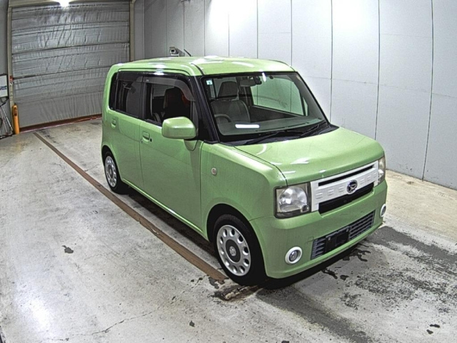 DAIHATSU MOVE — фото